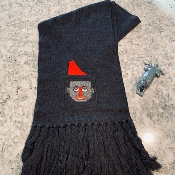 𝅺fendi Merino Wool Scarf - Picture 3 of 11